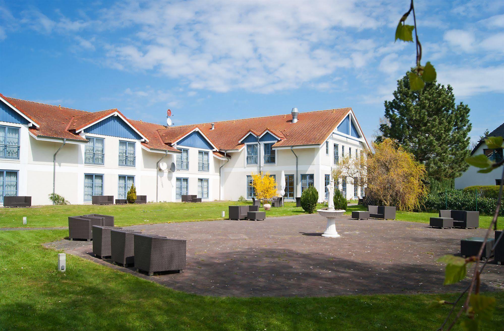 Inselhotel Poel Gollwitz Екстер'єр фото