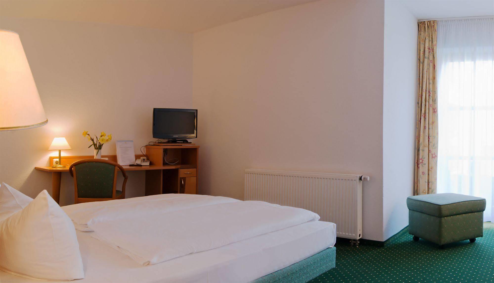 Inselhotel Poel Gollwitz Екстер'єр фото